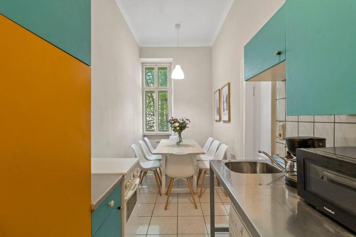 Apartment 5 Minutes To Shopping Street I Close To Center